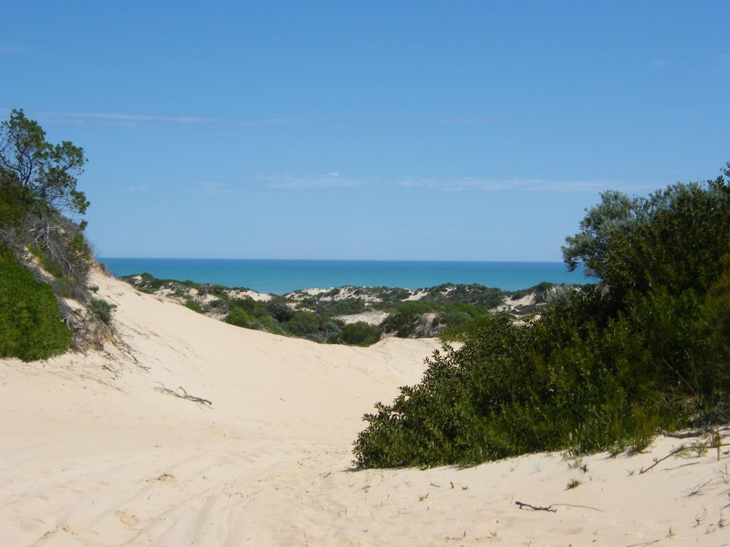 Coorong Waterfront Retreat Villa Meningie Exterior photo