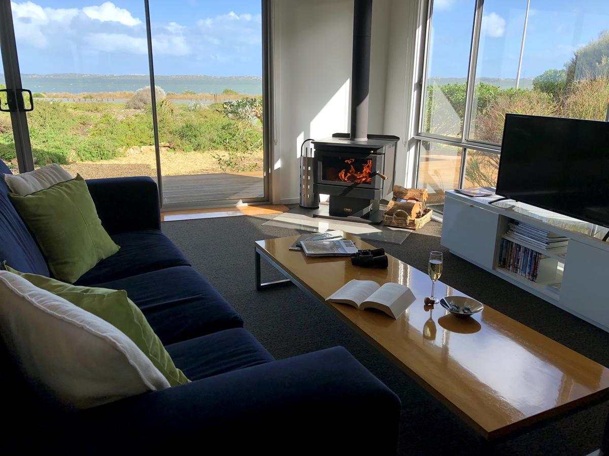 Coorong Waterfront Retreat Villa Meningie Exterior photo