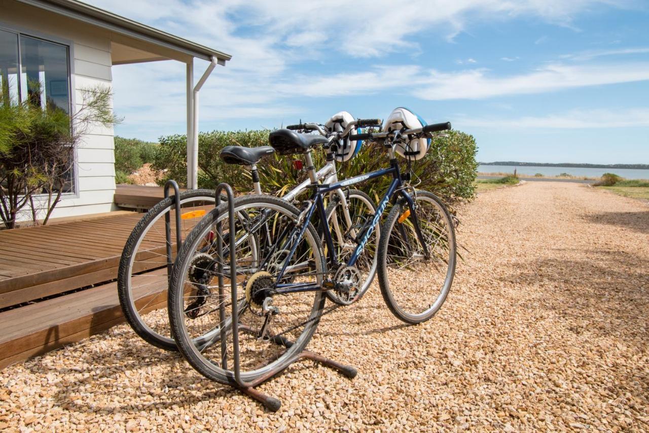 Coorong Waterfront Retreat Villa Meningie Exterior photo