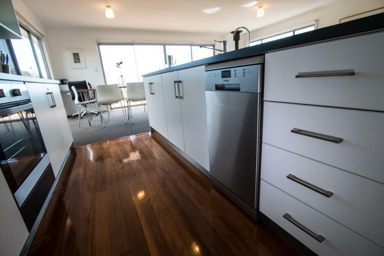 Coorong Waterfront Retreat Villa Meningie Exterior photo